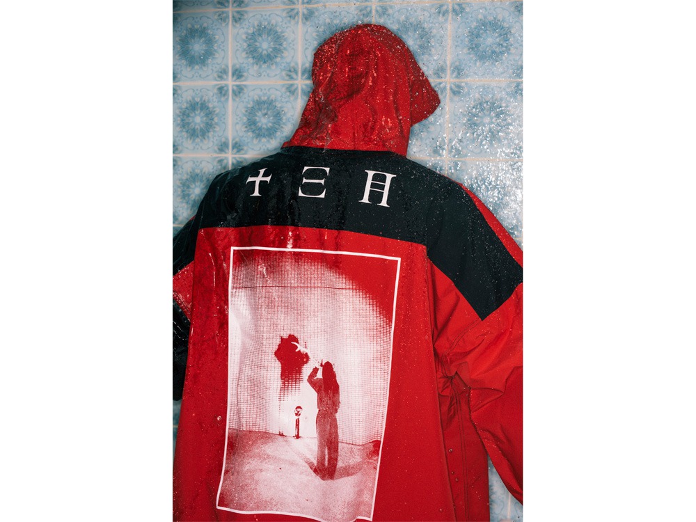 GEZAN Packable Rain Poncho One Red