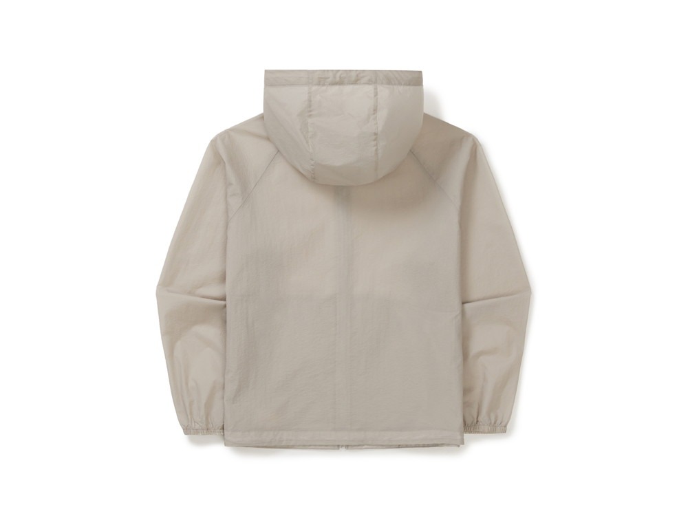 W Ultra Lightweight Windbreaker M SAND BEIGE