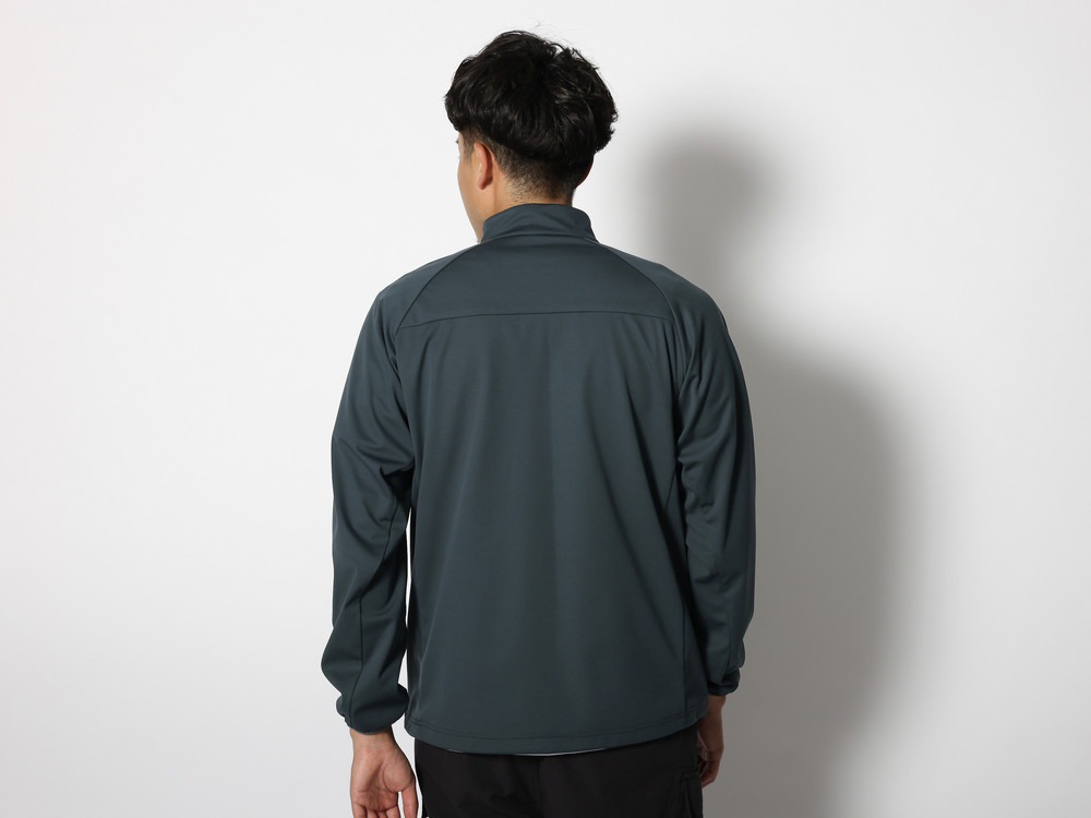 【期間限定価格 5月6日まで】Lightweight Softshell Pullover 1 Black