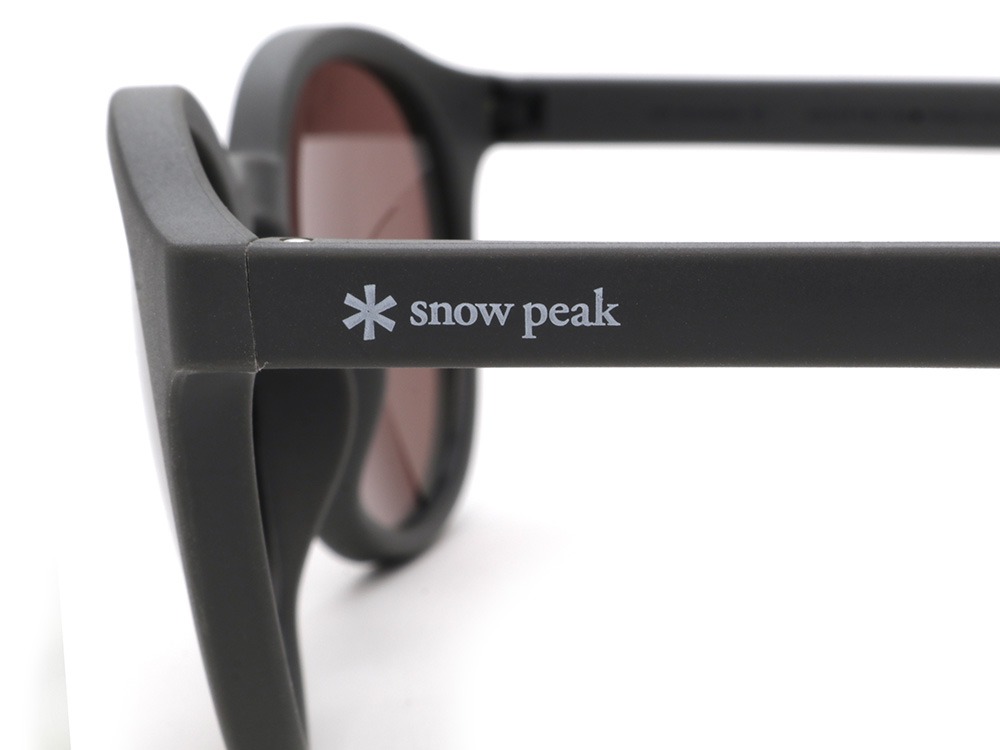 JINS × Snow Peak Rubber SUNGLASSES（ チャコールグレー×ブラウンレンズ）