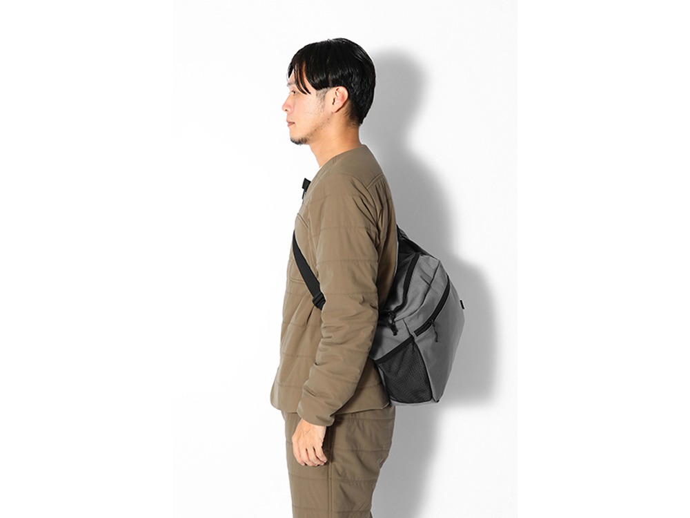 Everyday Use Middle Shoulder Bag One Brown