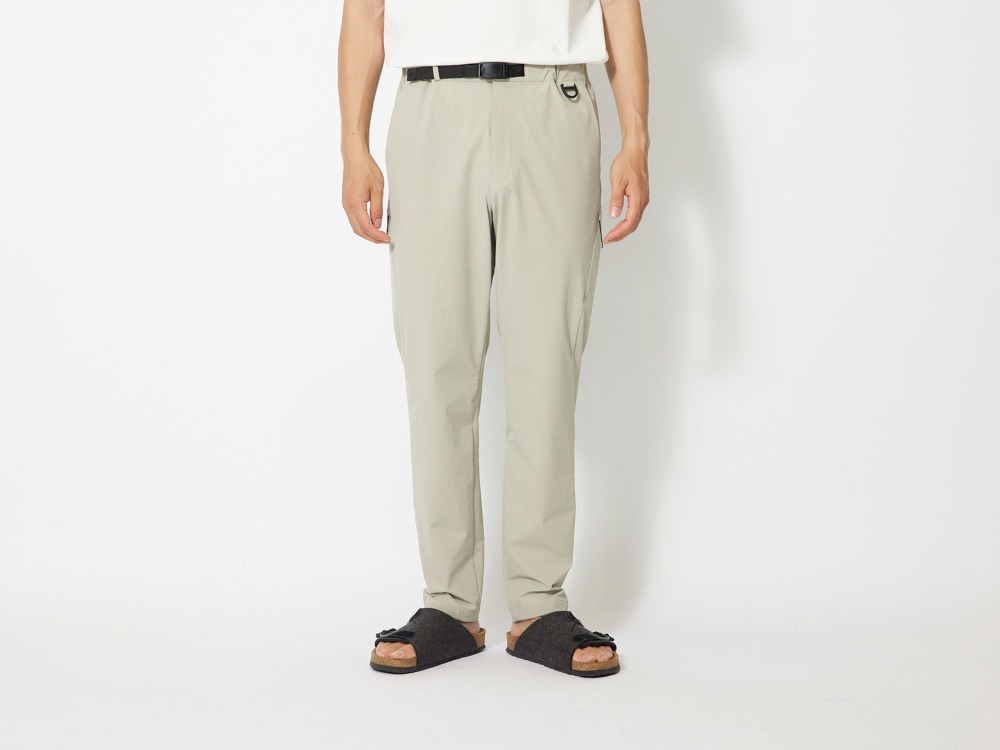 Active Comfort straight pants in beige - Snow Peak