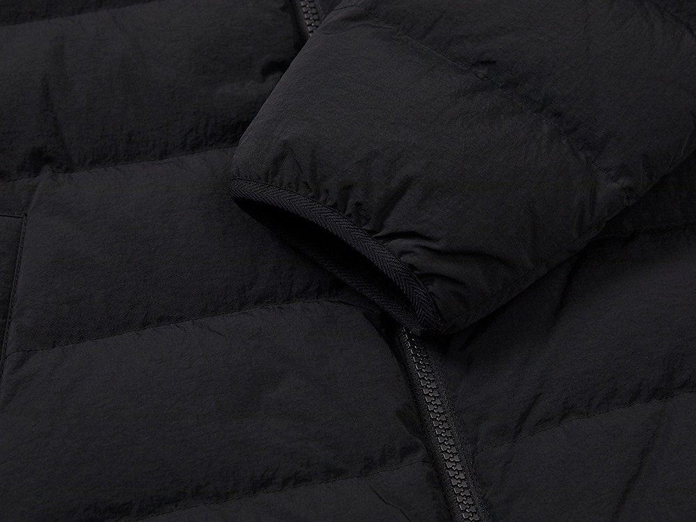 Land Women's Lightweight Down Jacket S BLACK