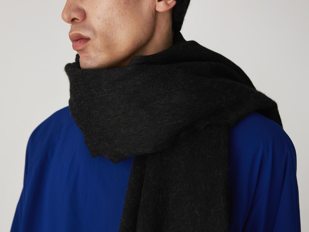 Large Stole One Black