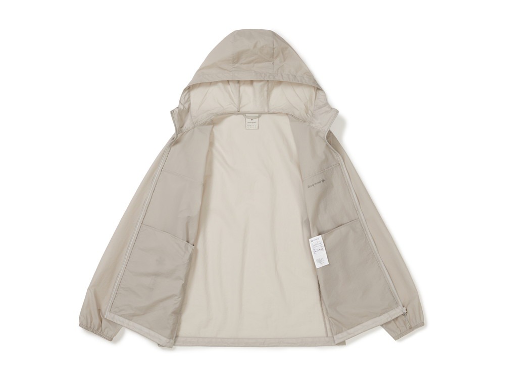 Ultra Lightweight Windbreaker M SAND BEIGE