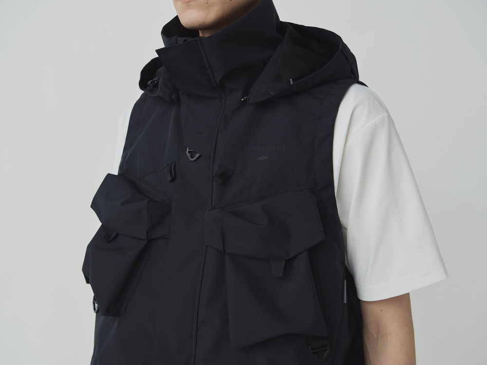 Toned Trout Active Vest S BLACK