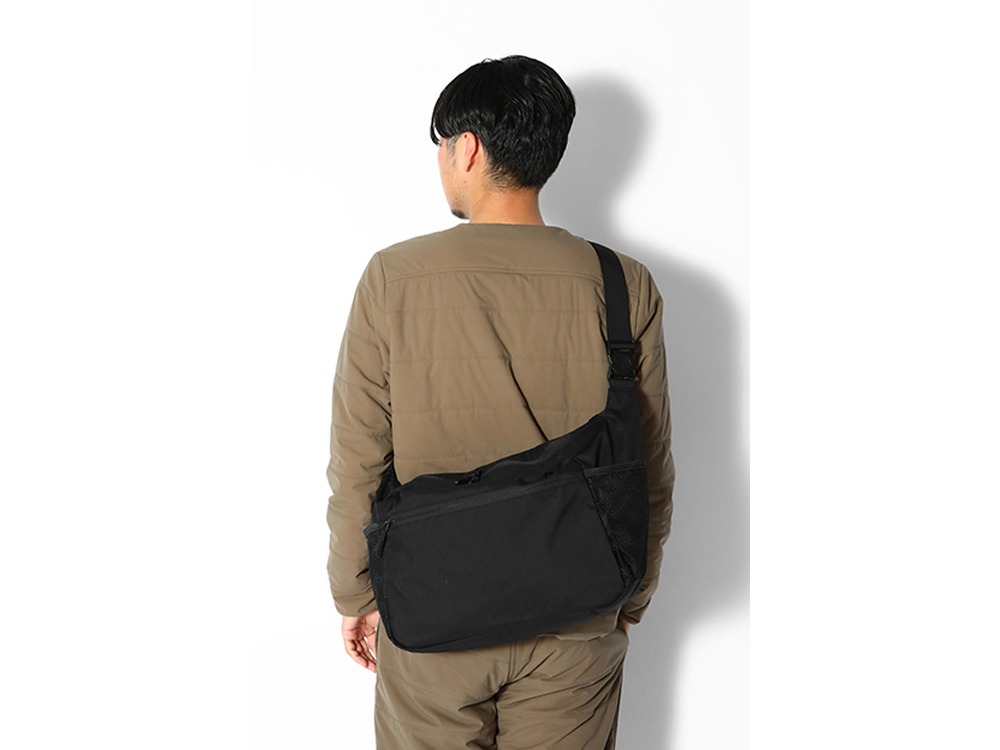 Everyday Use Middle Shoulder Bag One Black(AC-21AU416RBK  