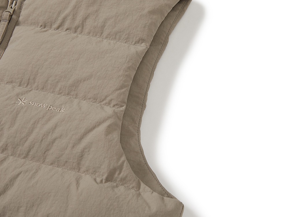 Land Women's Lightweight Down Vest M TAN GREY